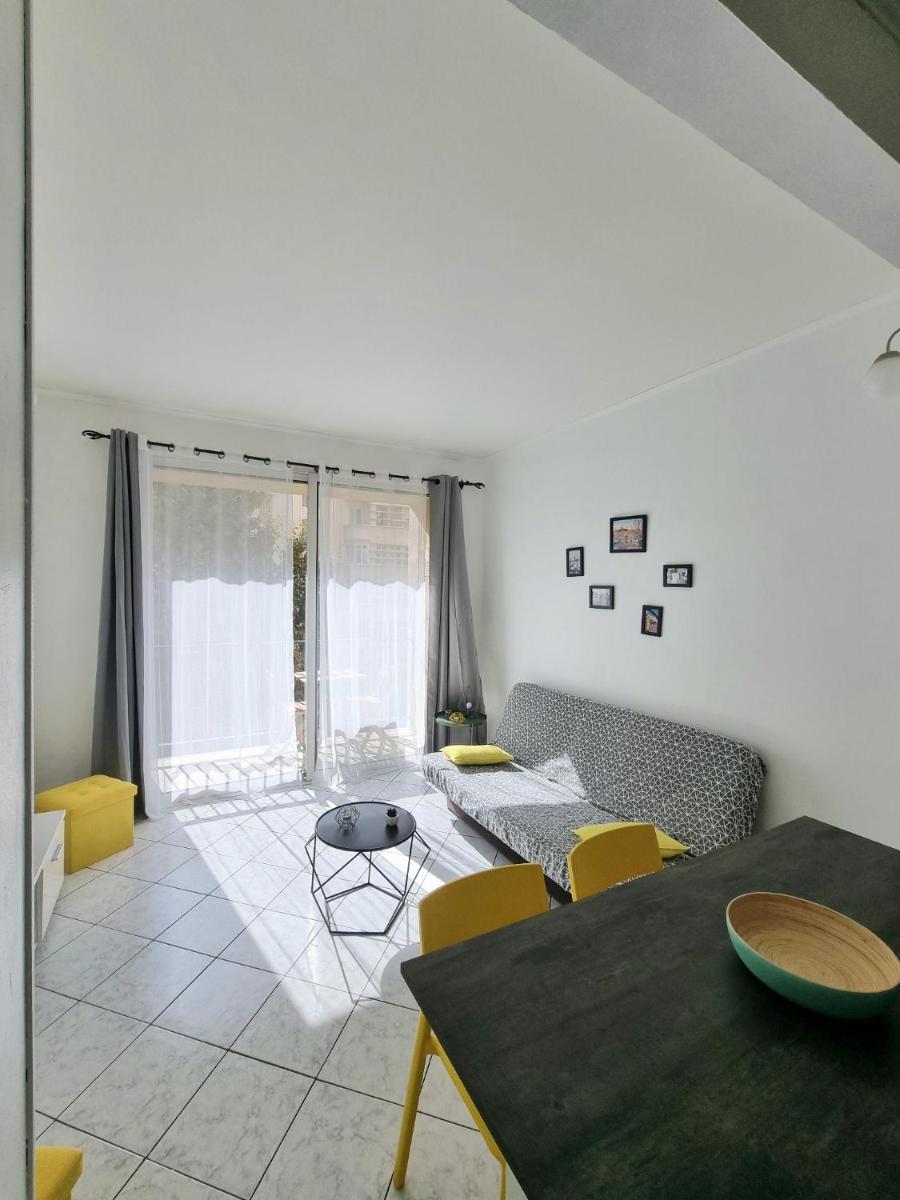 Suitetrails - La Caisserie Vieux-port / une chambre et balcon