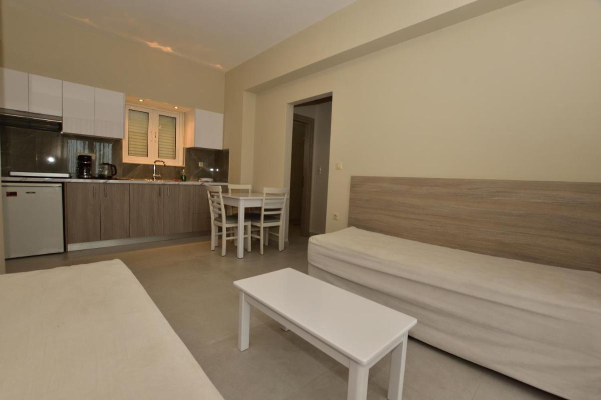 Flisvos Rooms - Housity
