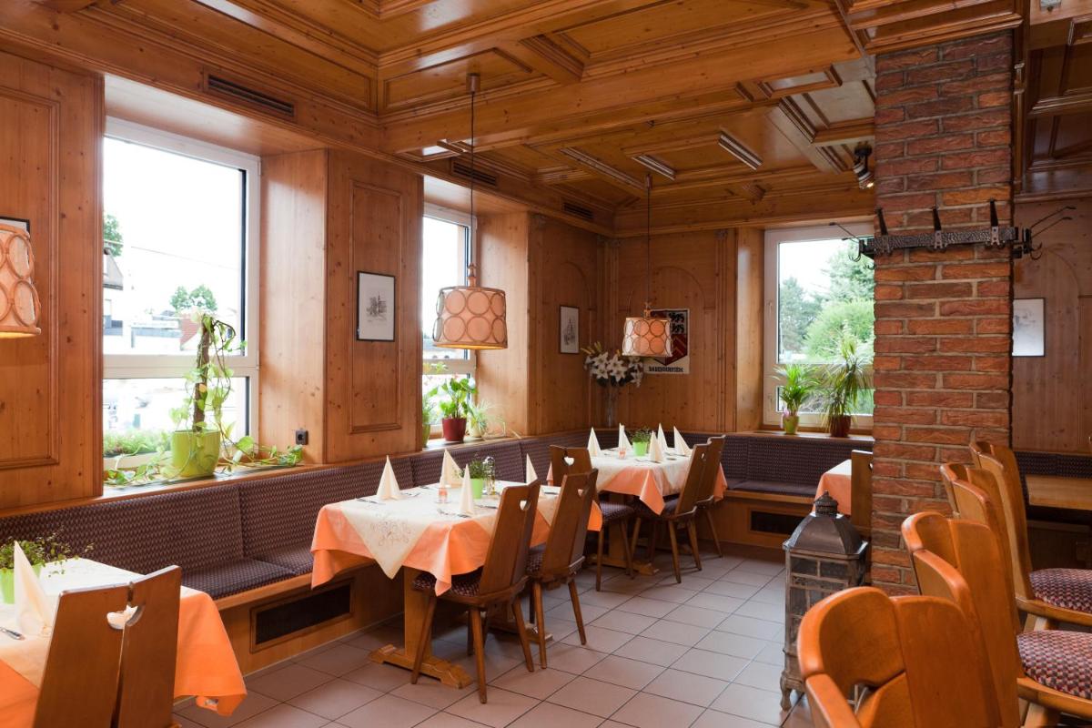 Hotel Deutscher Hof - Housity