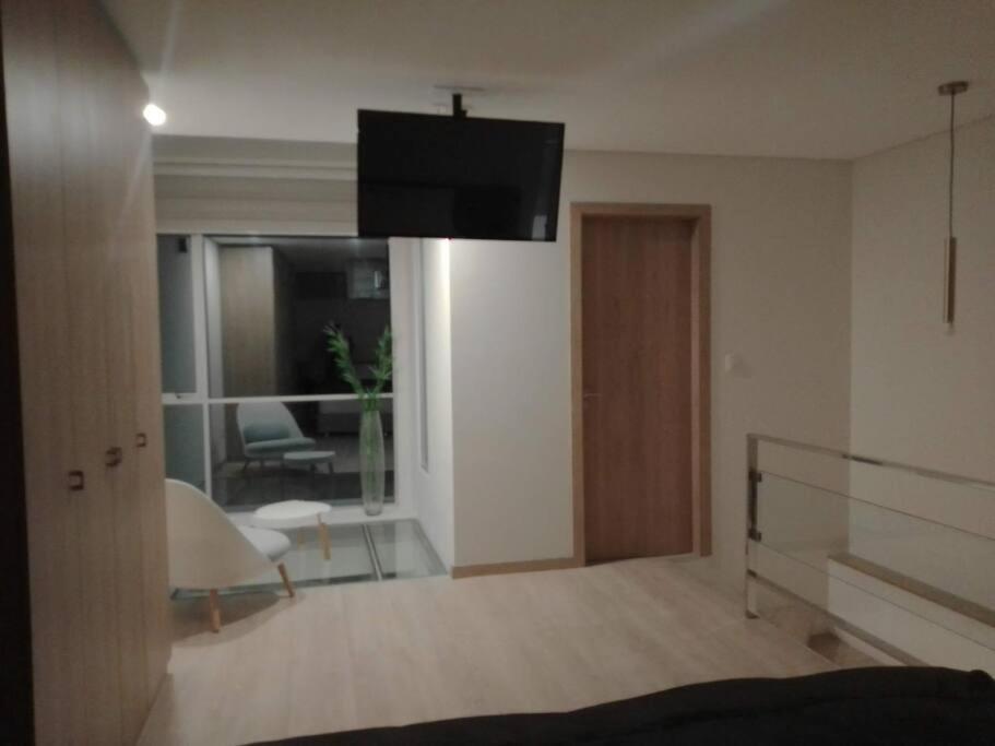 Onkel Inn Apart Suites - Housity