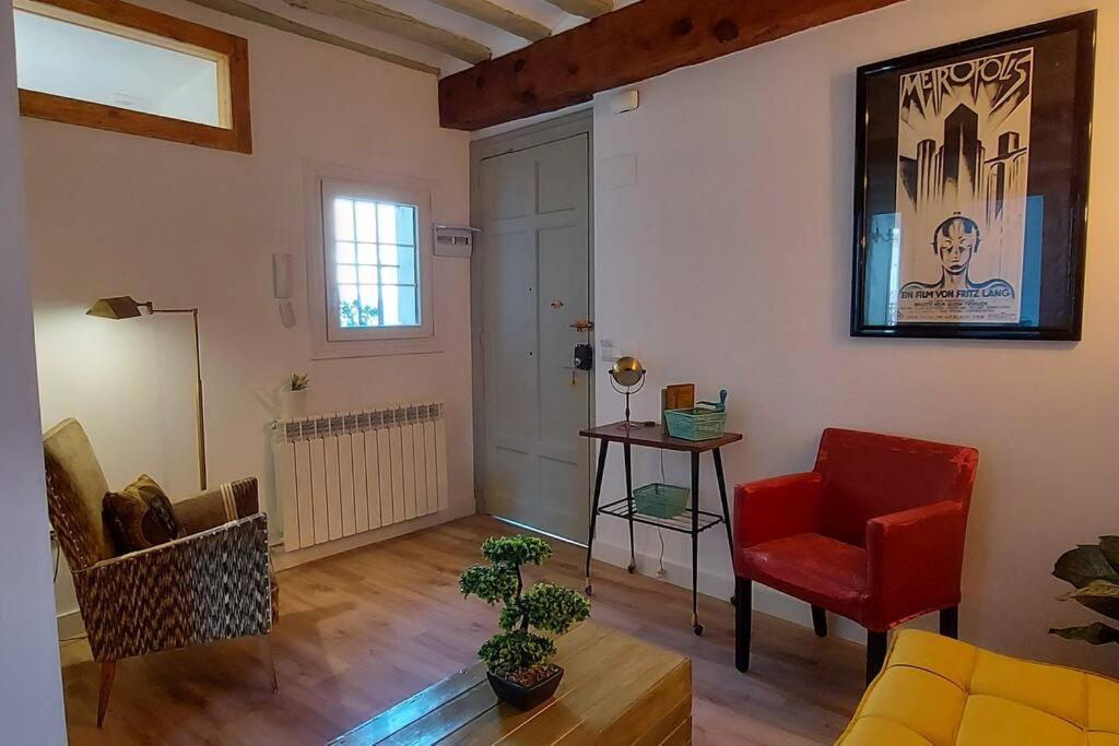 MUNDOSDELUSI III - Housity