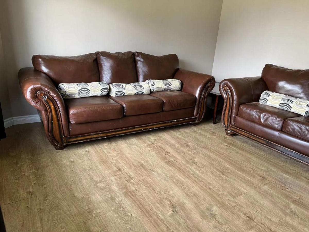 Entire Luxury Condo 3beds 3bath 2car garage in Stonebridge - Housity
