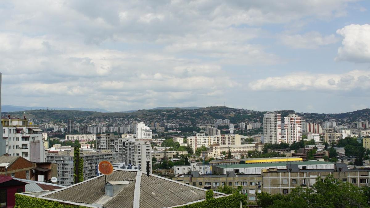 Suitetrails - LUX SABURTALO APARTMENT