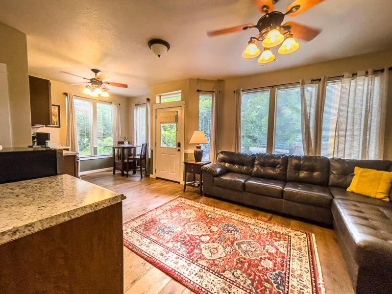 Jackson Creekside - Housity