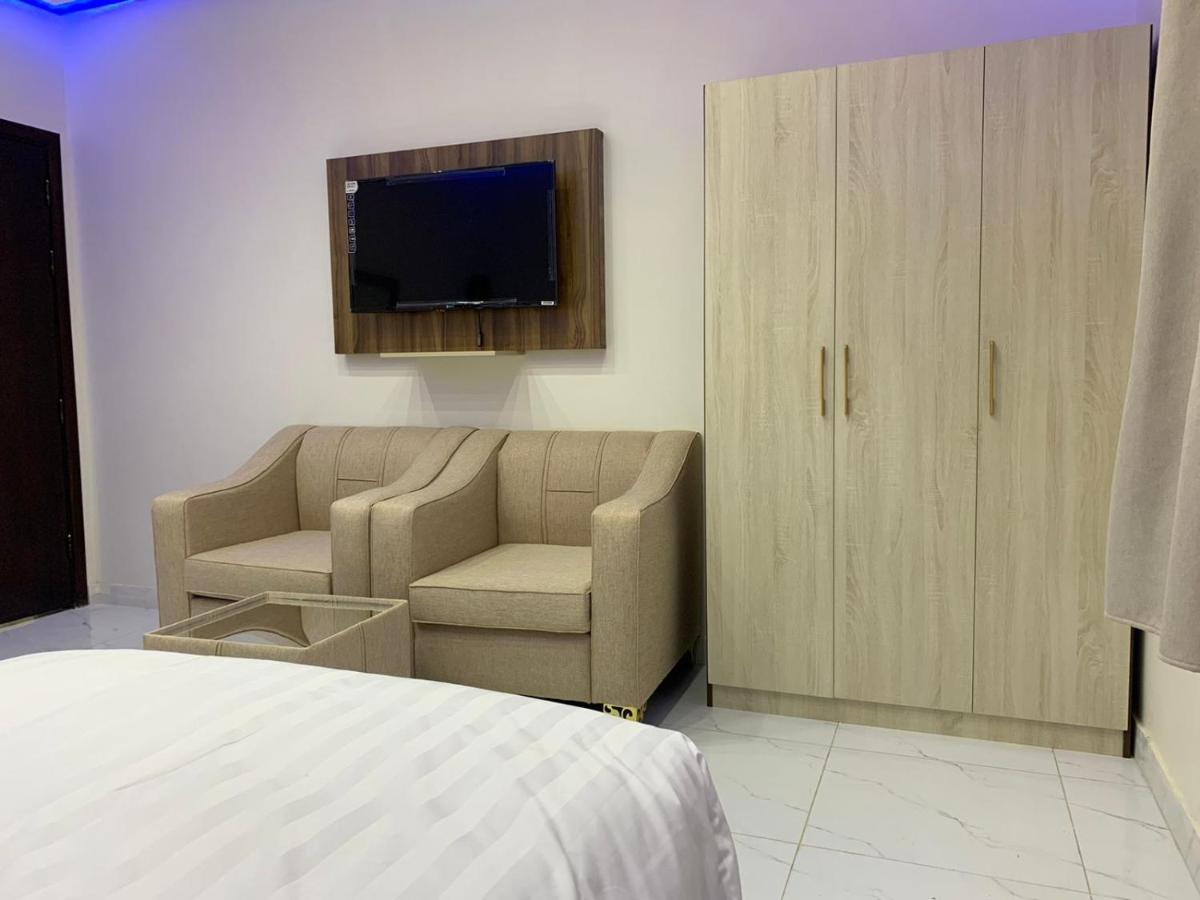 أجنحة عبدالعزيز للوحدات السكنية - Housity
