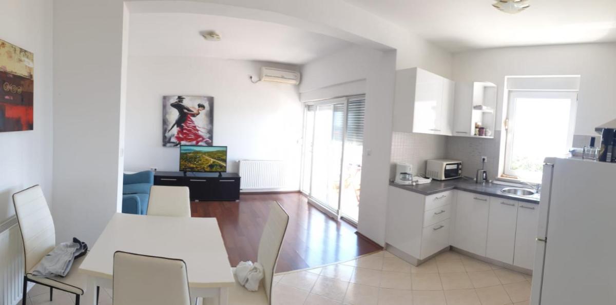 Seaview holiday house Mali Rog - Housity