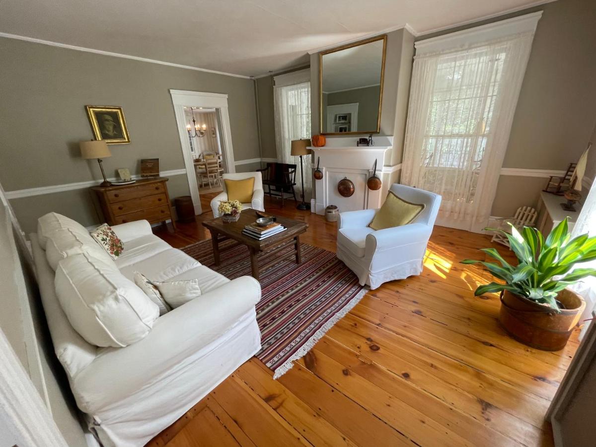 123 North Main B&B - Housity