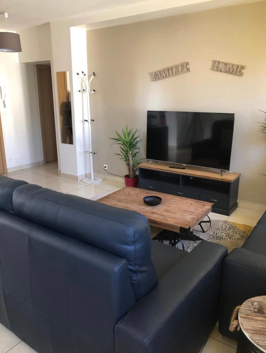 Grand logement à 300 mètres de la gare - Housity