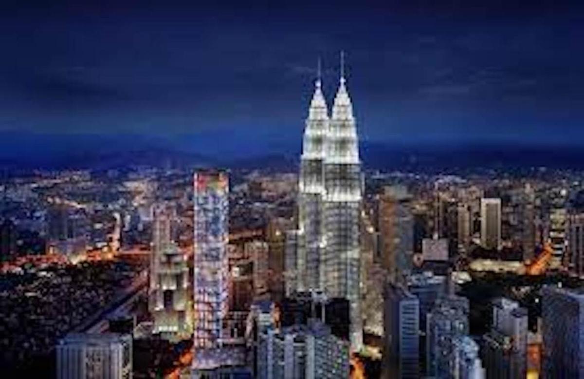 Tropicana The Residences KLCC By Luxury Suites - Housity