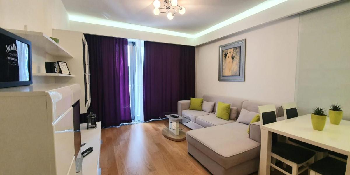 West 65 lovely apartment - Housity