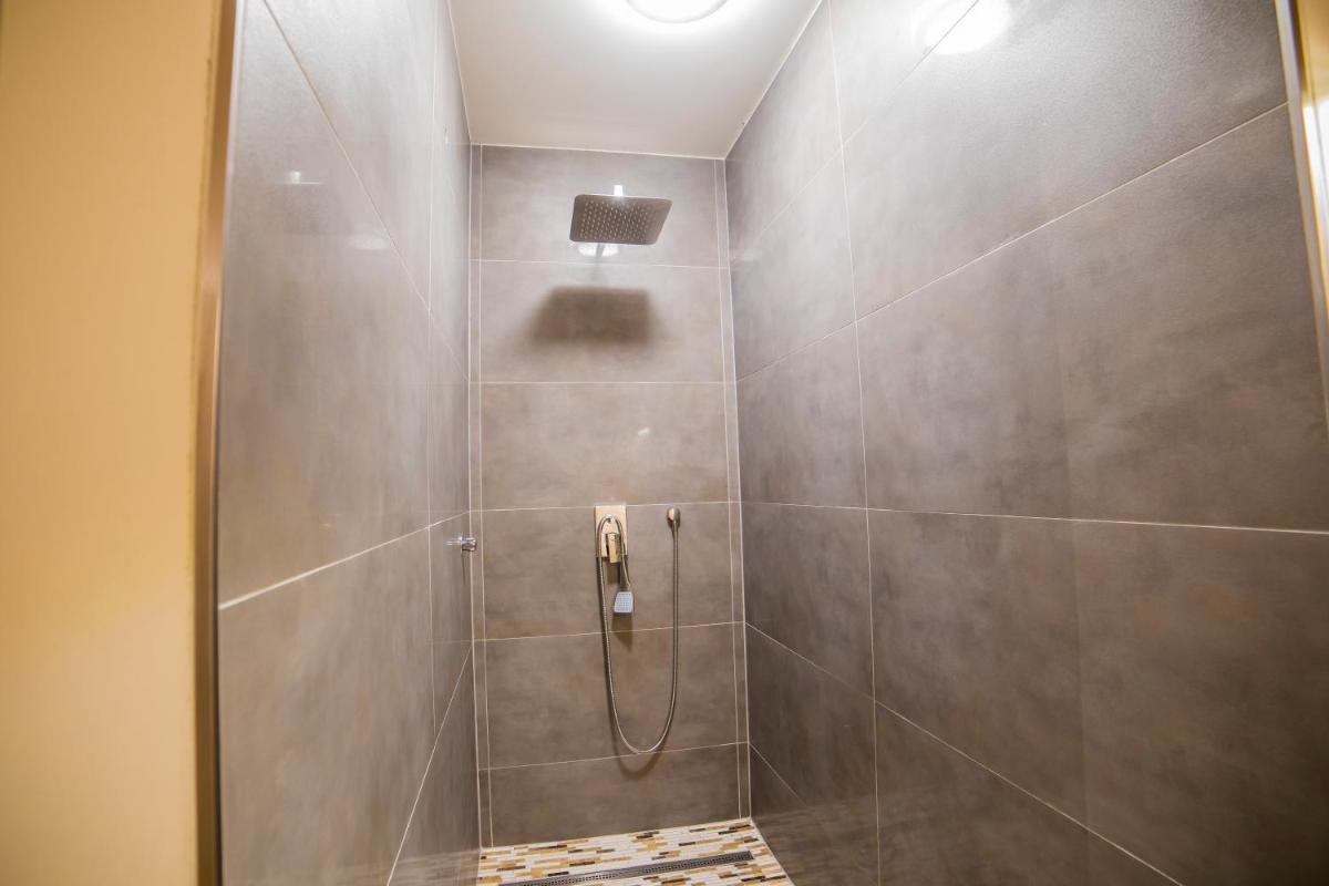 Apartmán Dvorce - Housity