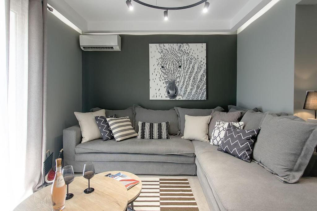 GreyHouse Corfu διαμέρισμα στο κέντρο τις Κέρκυρας - Housity