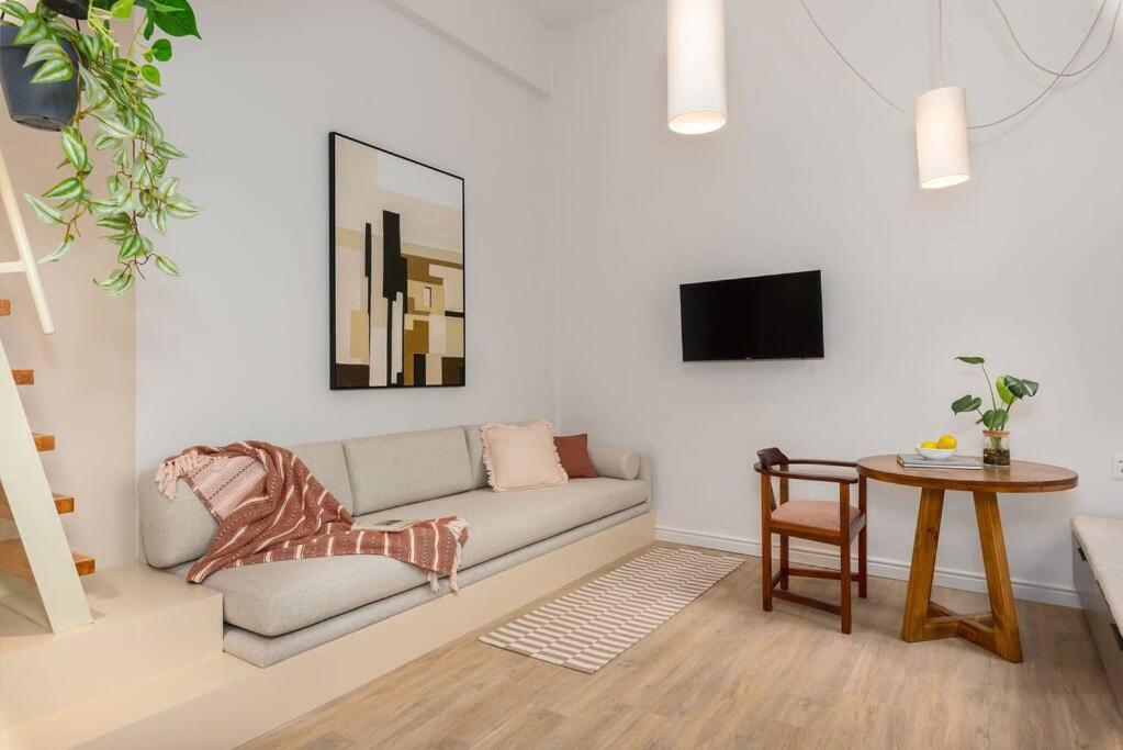 Luxury Apartment in the heart of the CBD @ The Reserve - Housity