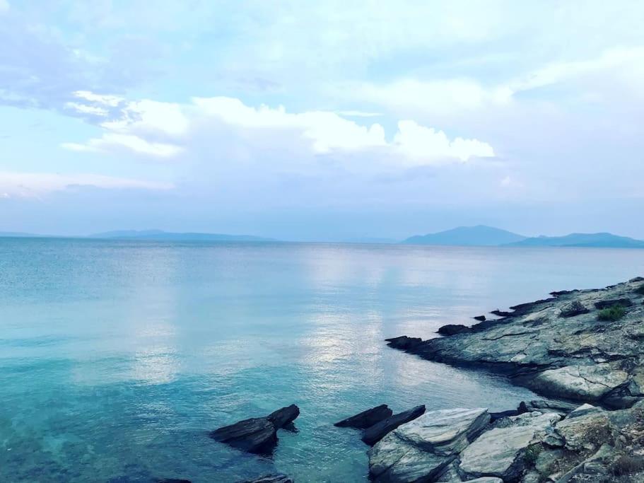 ikia thalassini (beachfront house),Volos,Velanidia - Housity