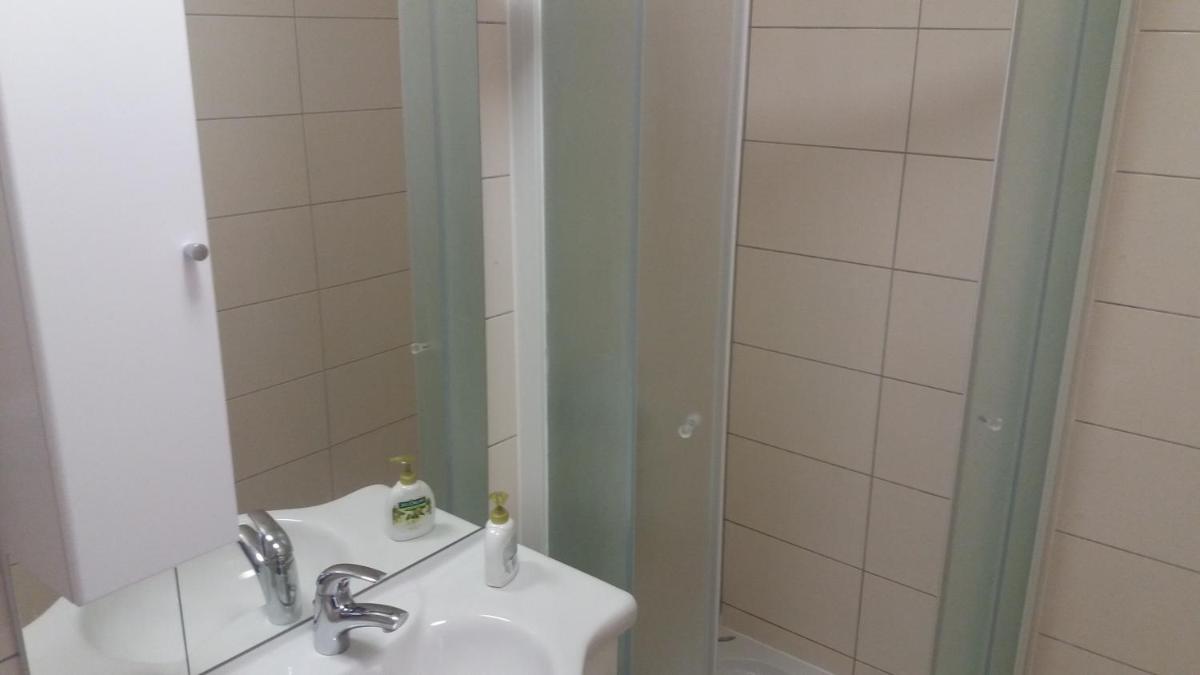 SPACIOUS COMFORT APARTMENT - Housity