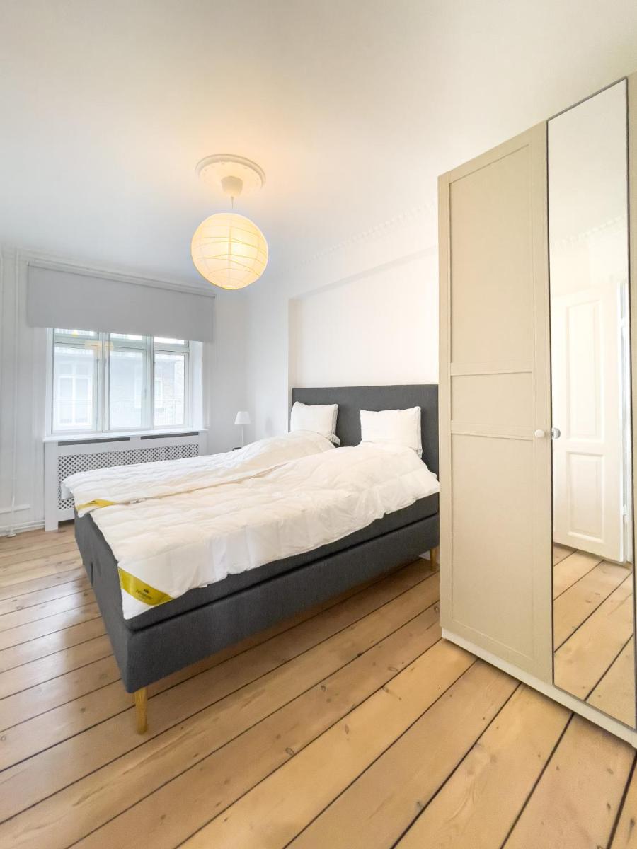 Stylish classic Danish design apartment - Hizvo