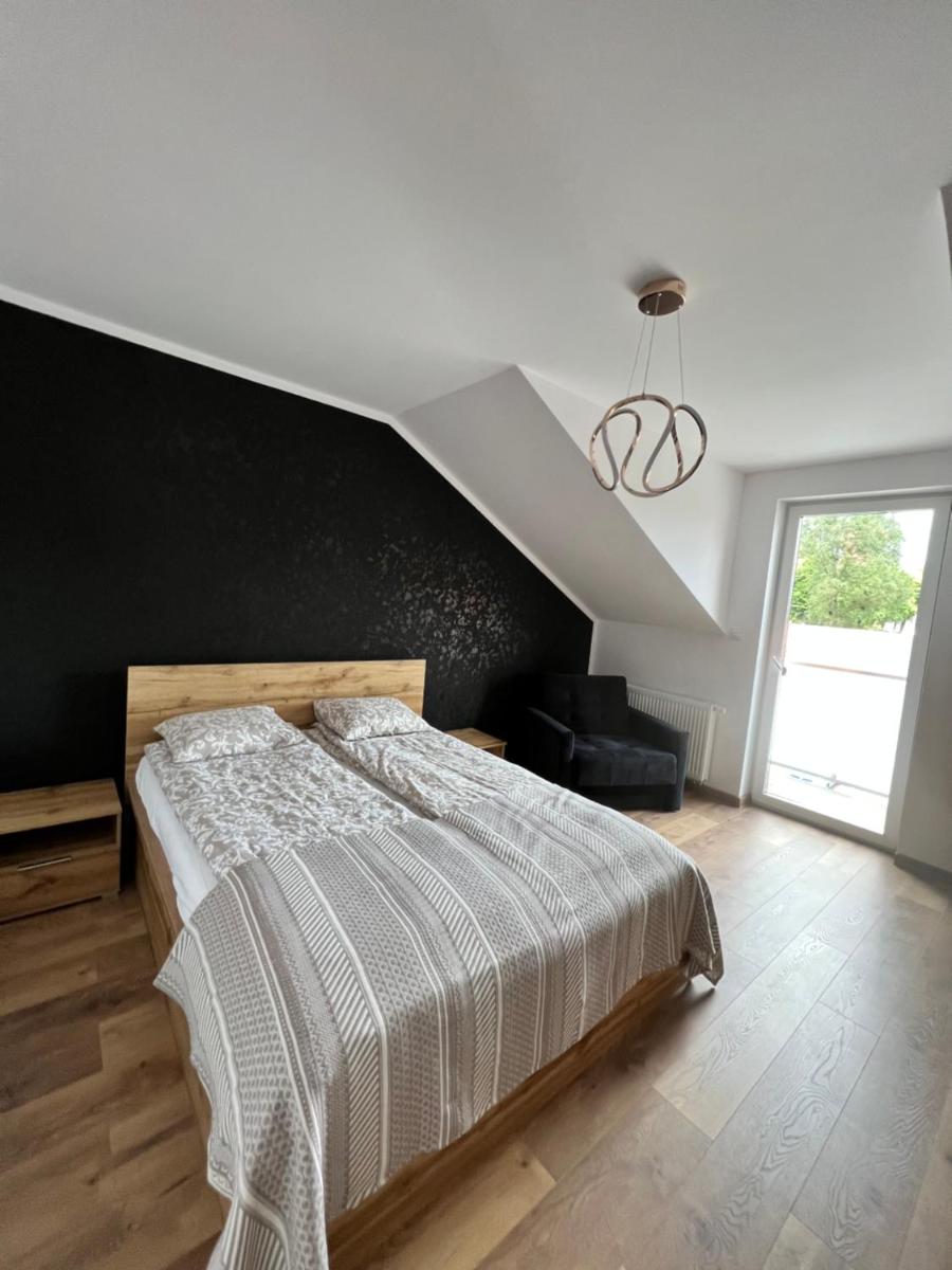 Black Diamond 18 - Housity