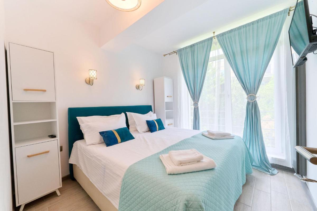 Dream Apartment in Alezzi Spa n Pool beach resort - Housity