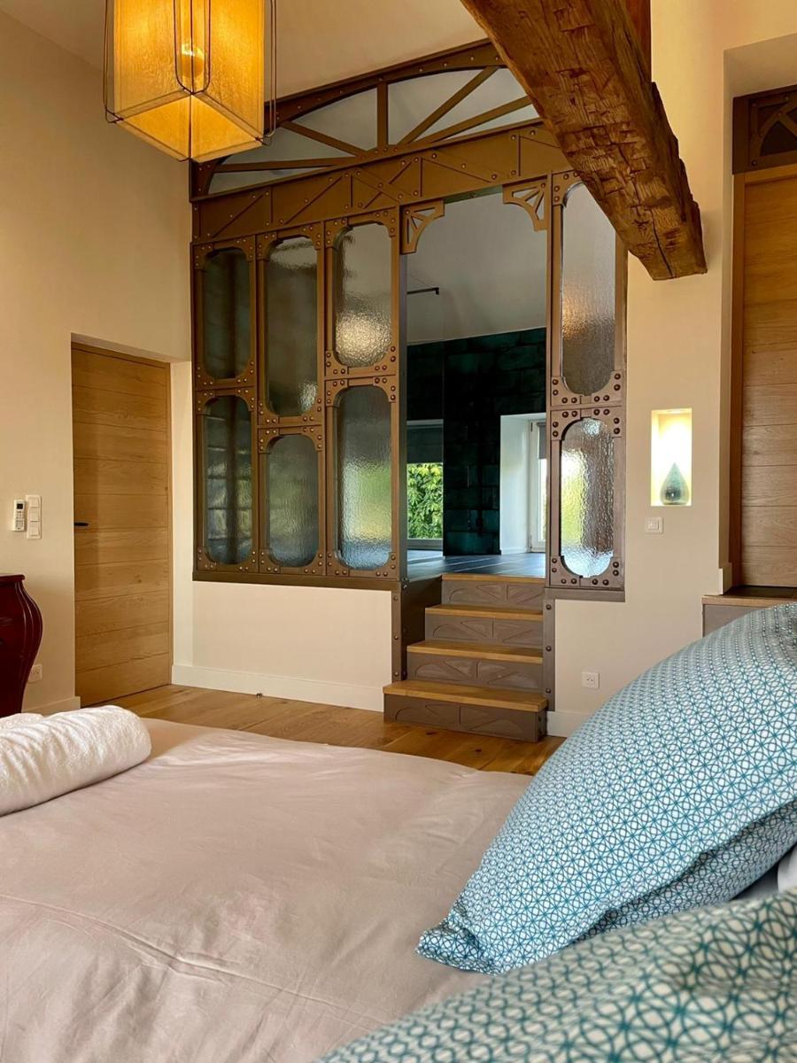 Le Petit Caviste - Chambres D'hôtes & Suites - Housity