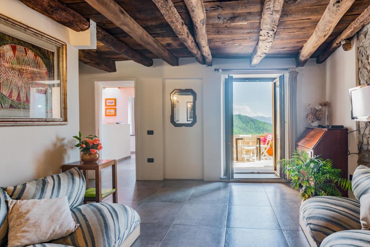 Nearby 5Terre Authentic Apartment - Housity
