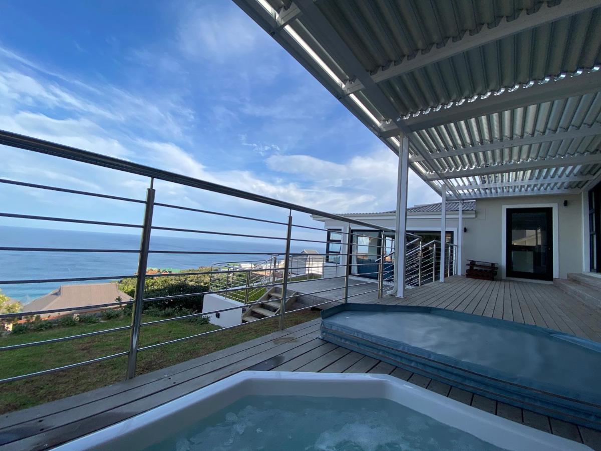 Nearby Herolds Bay Self-Catering Guest House - Housity