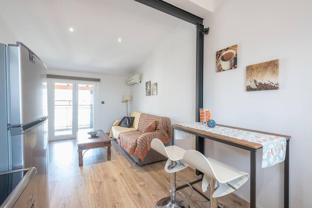 Loft in Peristeri city - Housity