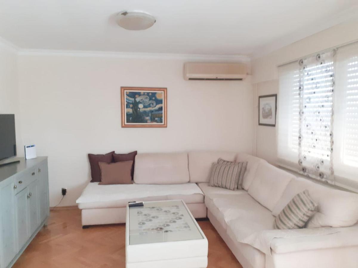 Spacious 80m2 Apartment in the Center - Housity