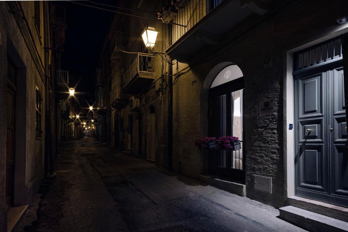 Dimore D'Avalos Boutique bed & breakfast - Housity