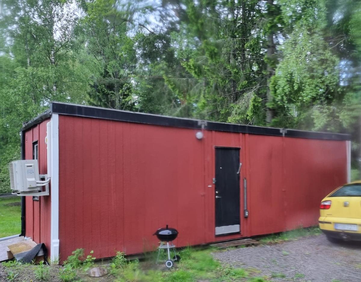 Tinyhouse Guesthouse next to forest and lake - Housity