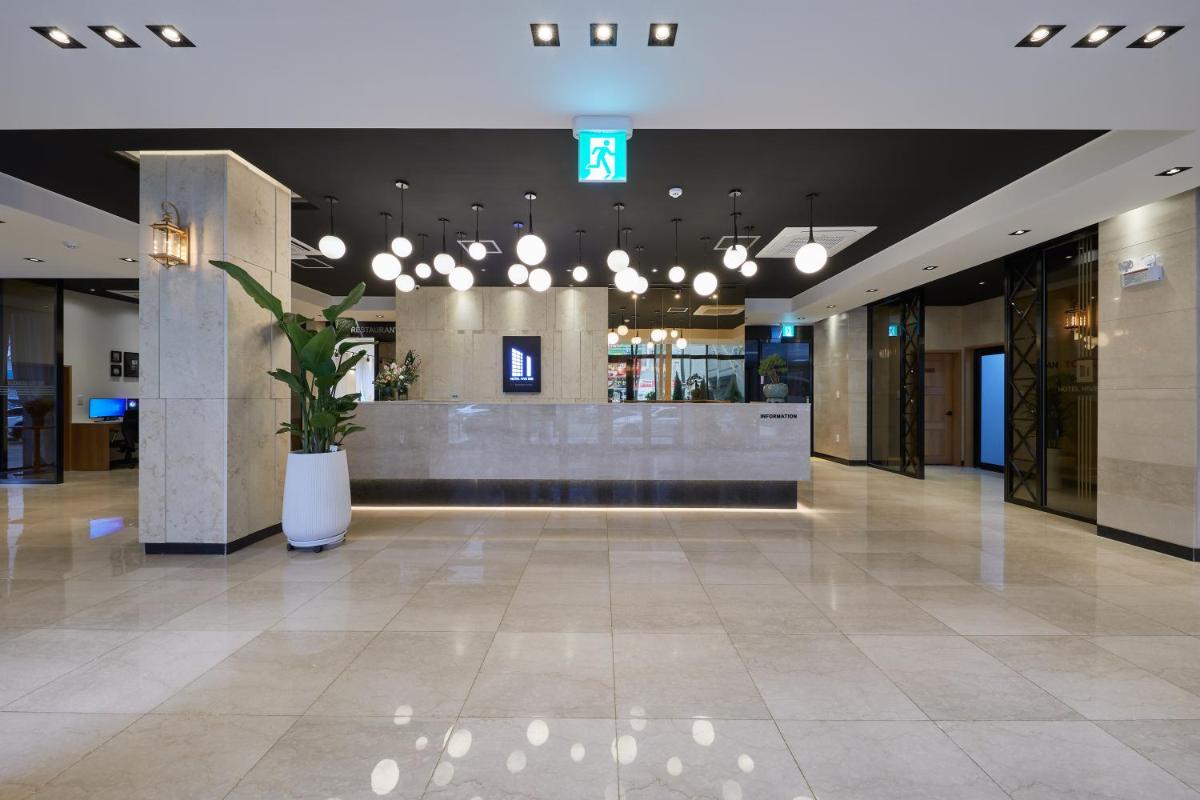 Hotel Hiveinn - Housity