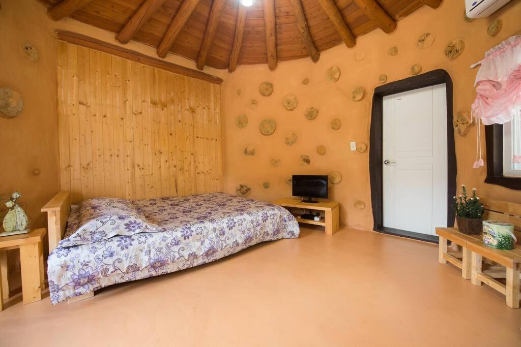 Red Clay pension - Housity