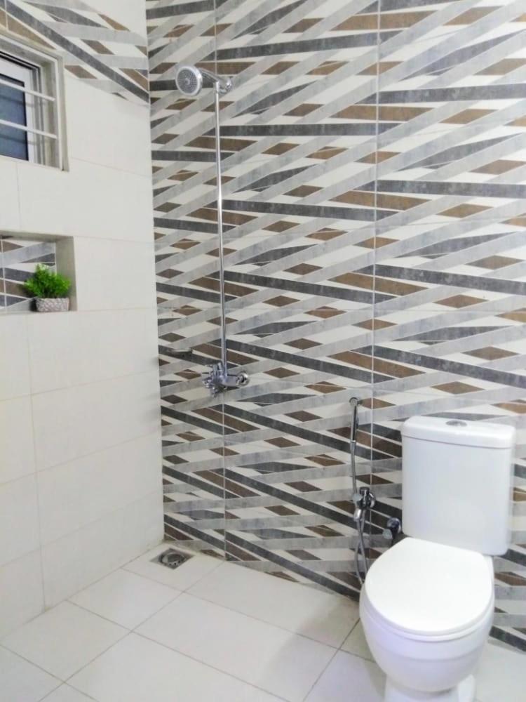 Travelodge Guesthouse - Housity
