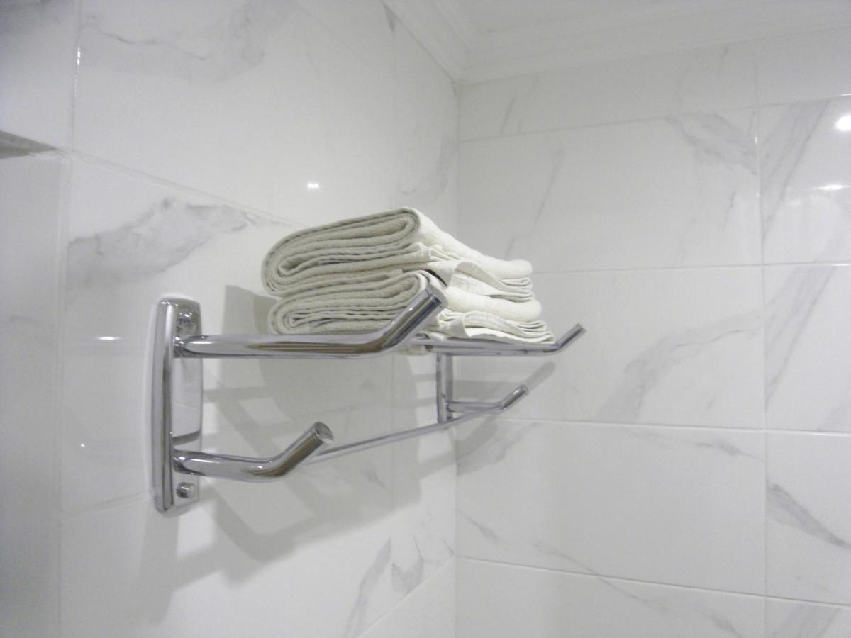 Suitetrails - Modern Apartment
