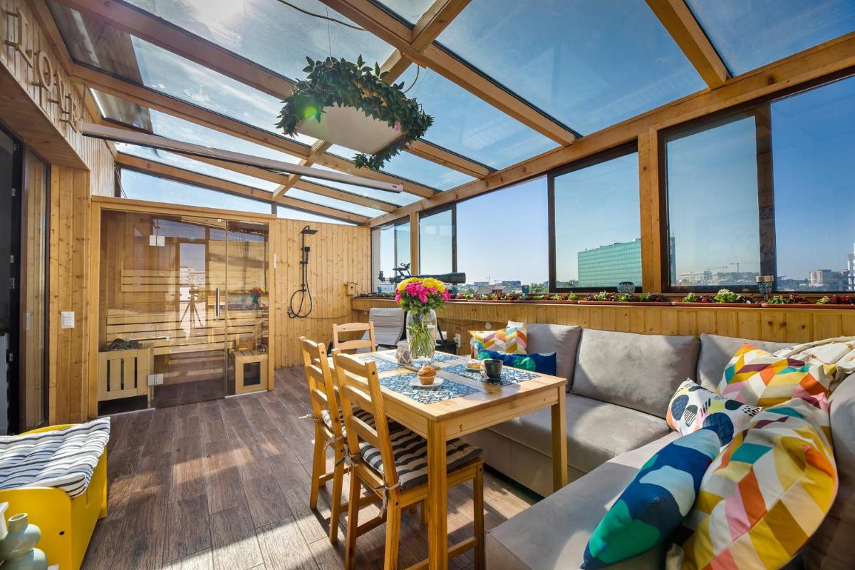 Bucharest Penthouse with Sauna and Terrace - Housity