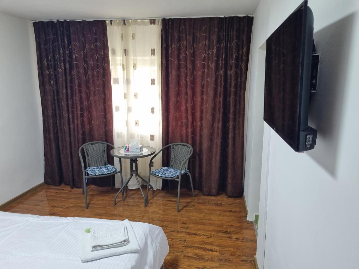 Anto2 - Housity