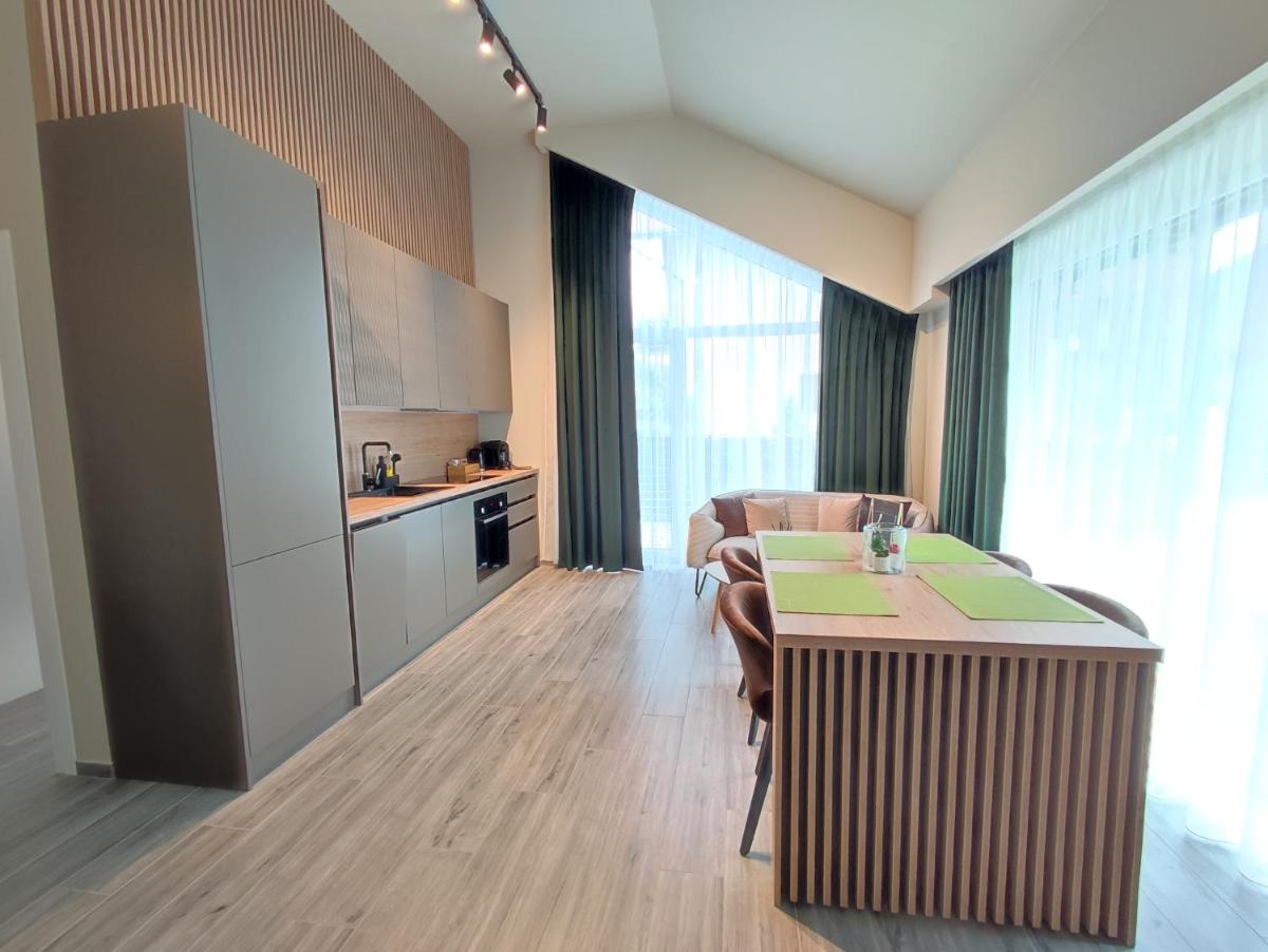 Brick House - Housity