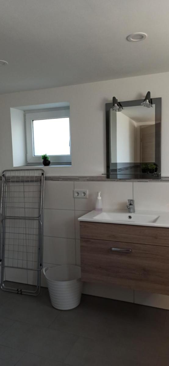 Ferienwohnung am Vareler Hafen/ Nordsee - Housity