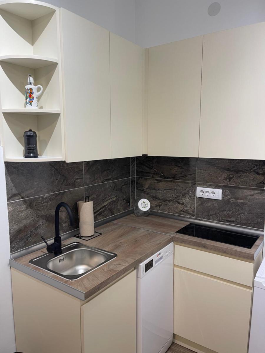 Enjoyment Apartment - Housity