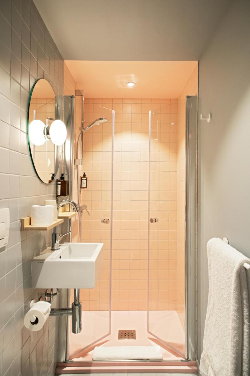 Cosmiques Hotel - Centre Chamonix - Housity