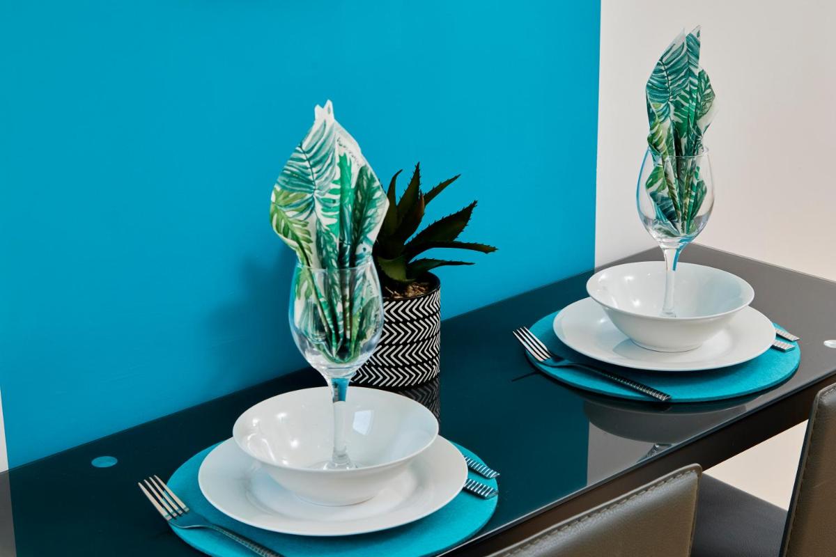 Suitetrails - Stunning Central Lincoln Apartment - Parking