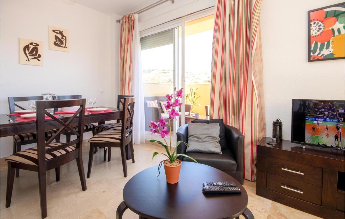 Suitetrails - 2 Bedroom Lovely Apartment In La Cala De Mijas