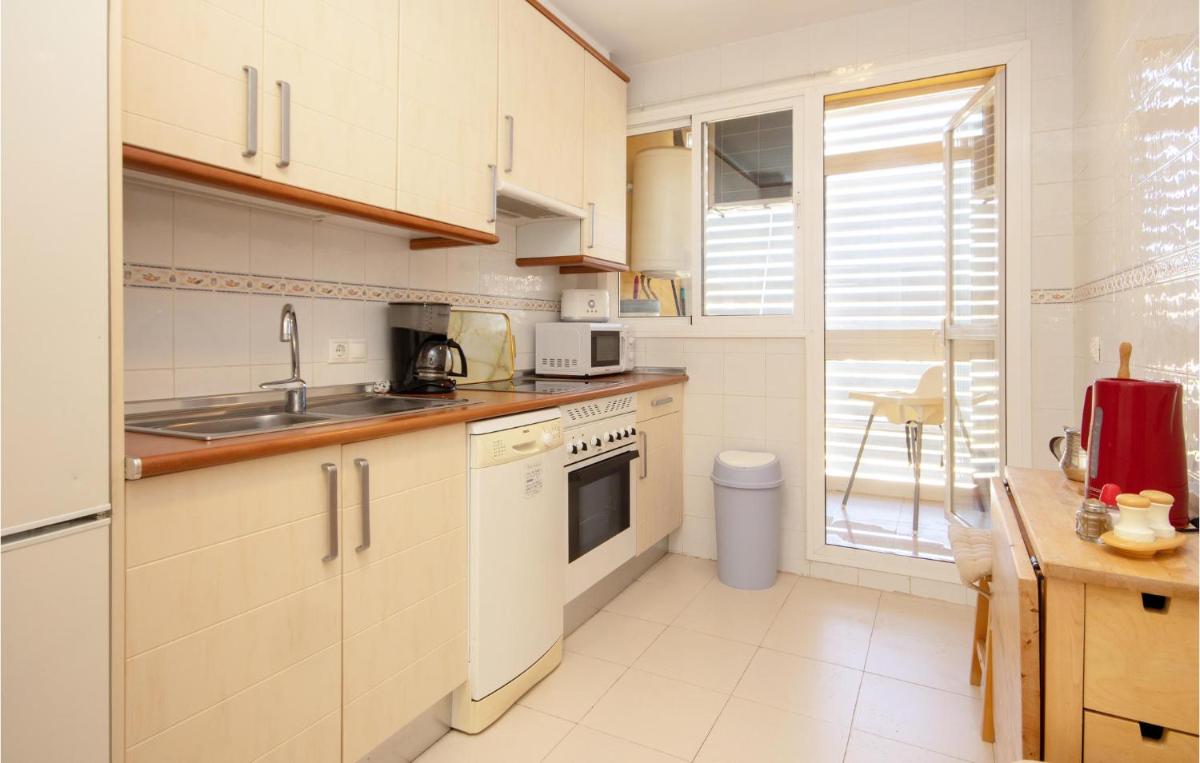 Suitetrails - 2 Bedroom Lovely Apartment In La Cala De Mijas