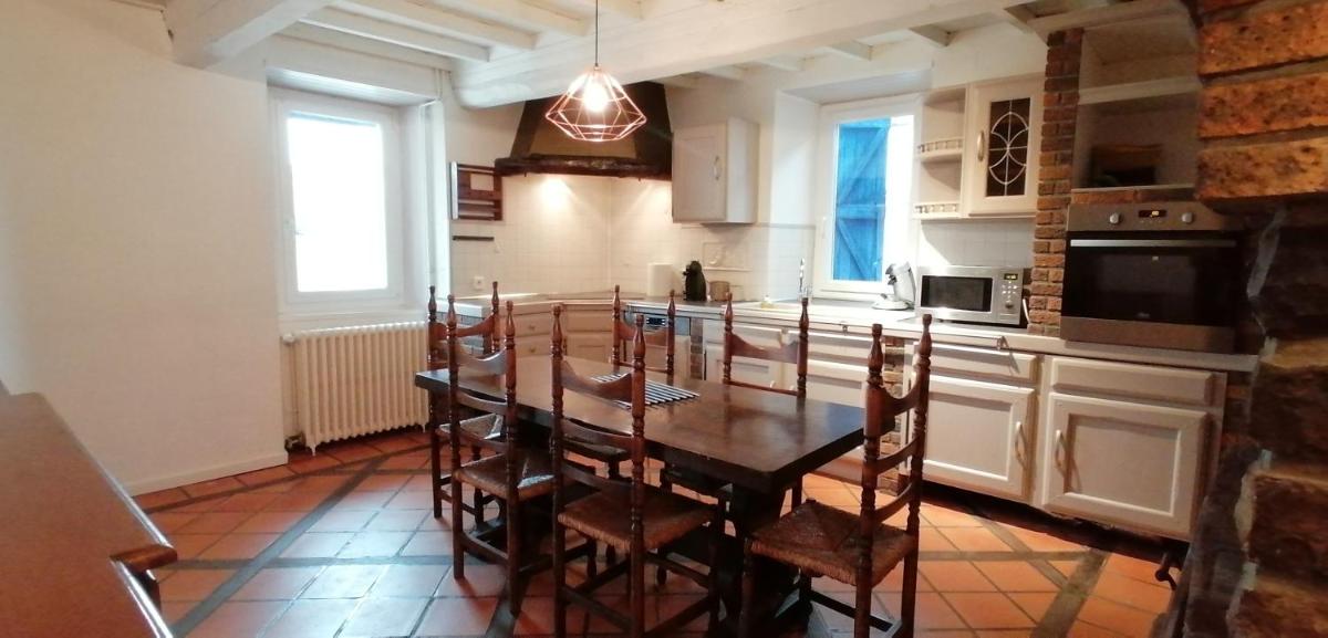 La fermette aux volets bleus - Housity