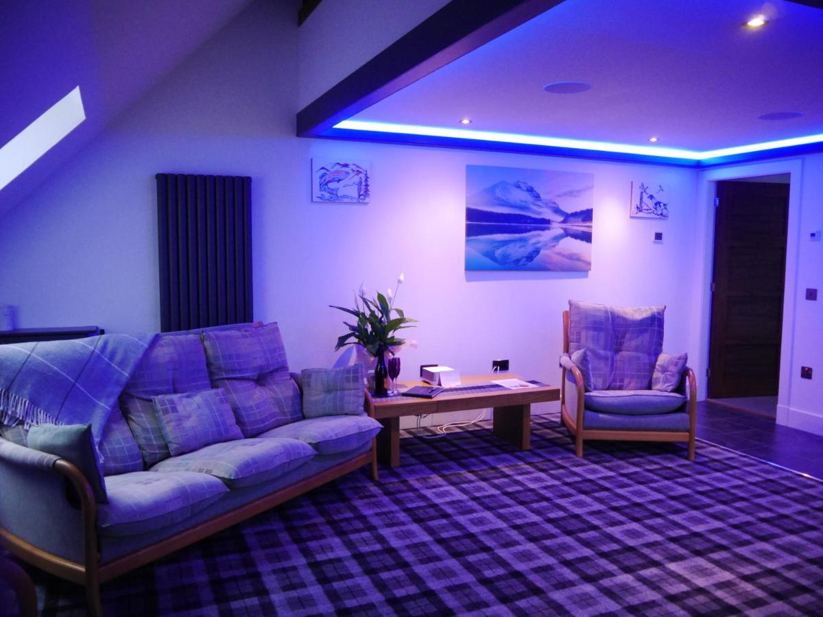 Rest At Last - Highland Apartment with Private hot tub - Housity