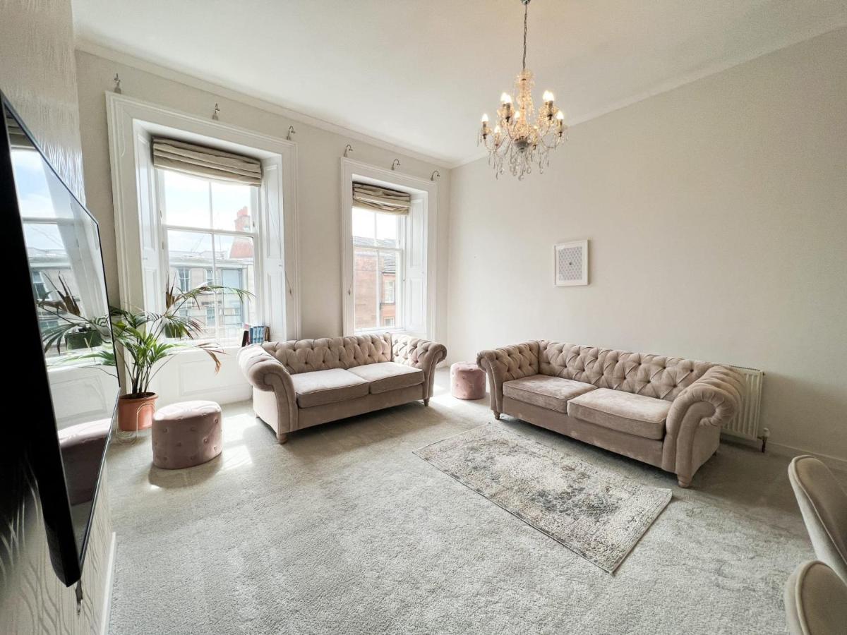 2-Bed Modern City Centre - Housity
