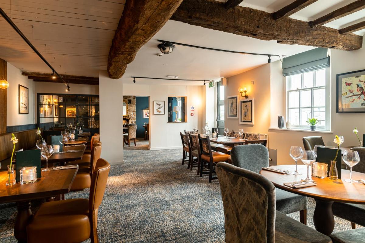 Suitetrails - The Hawes Inn by Innkeeper's Collection