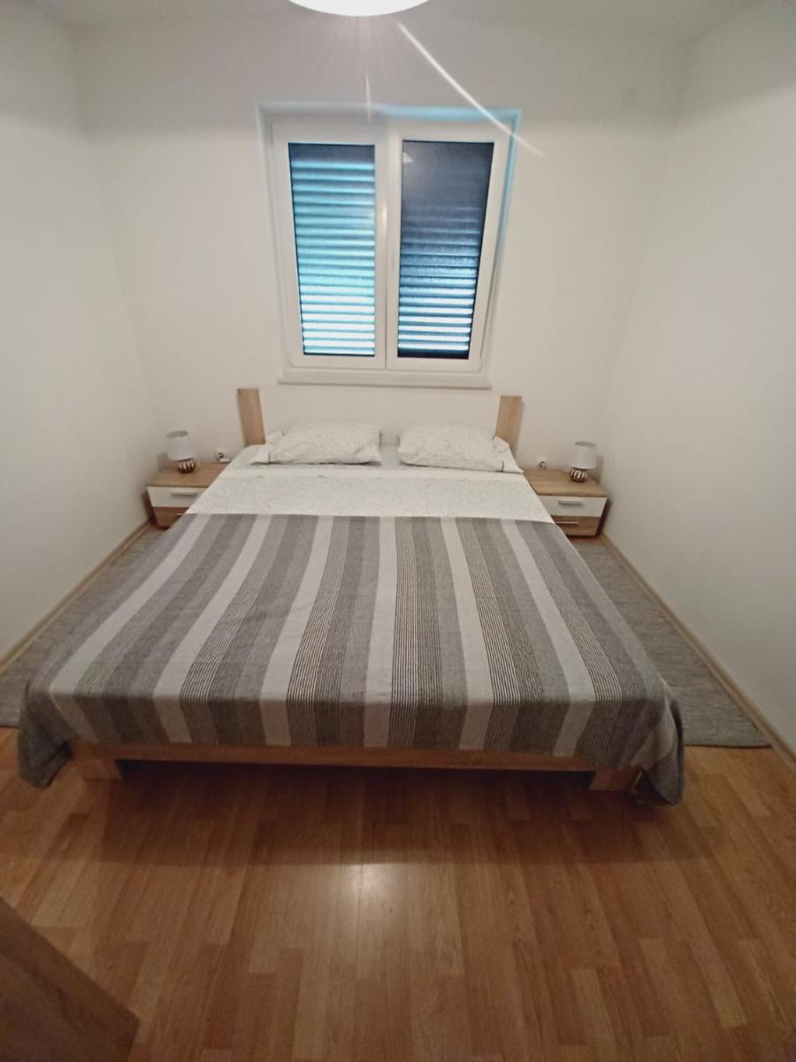 App Dalia Losinj - Housity