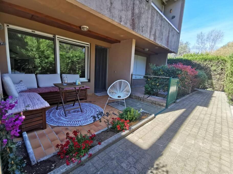 charmant studio neuf à 150m de la mer - Housity