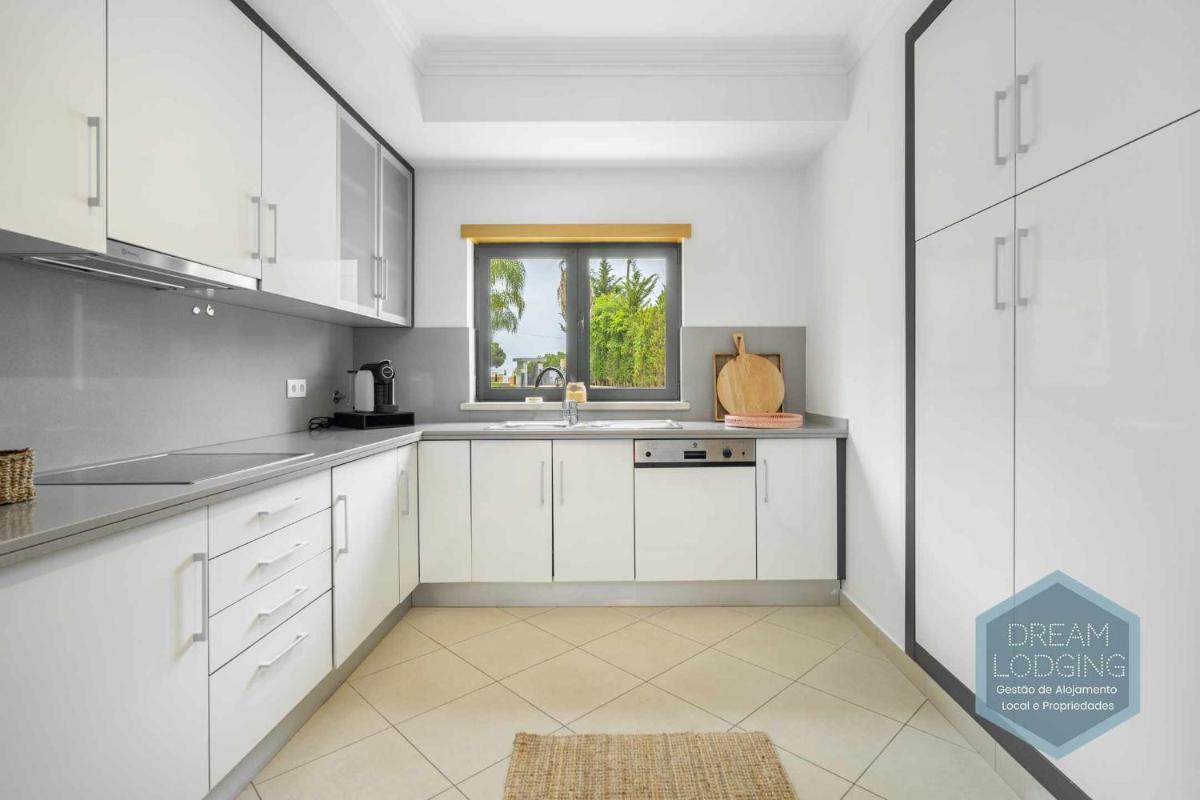 Quinta do Pinheiro Residence Dream Lodging - Housity