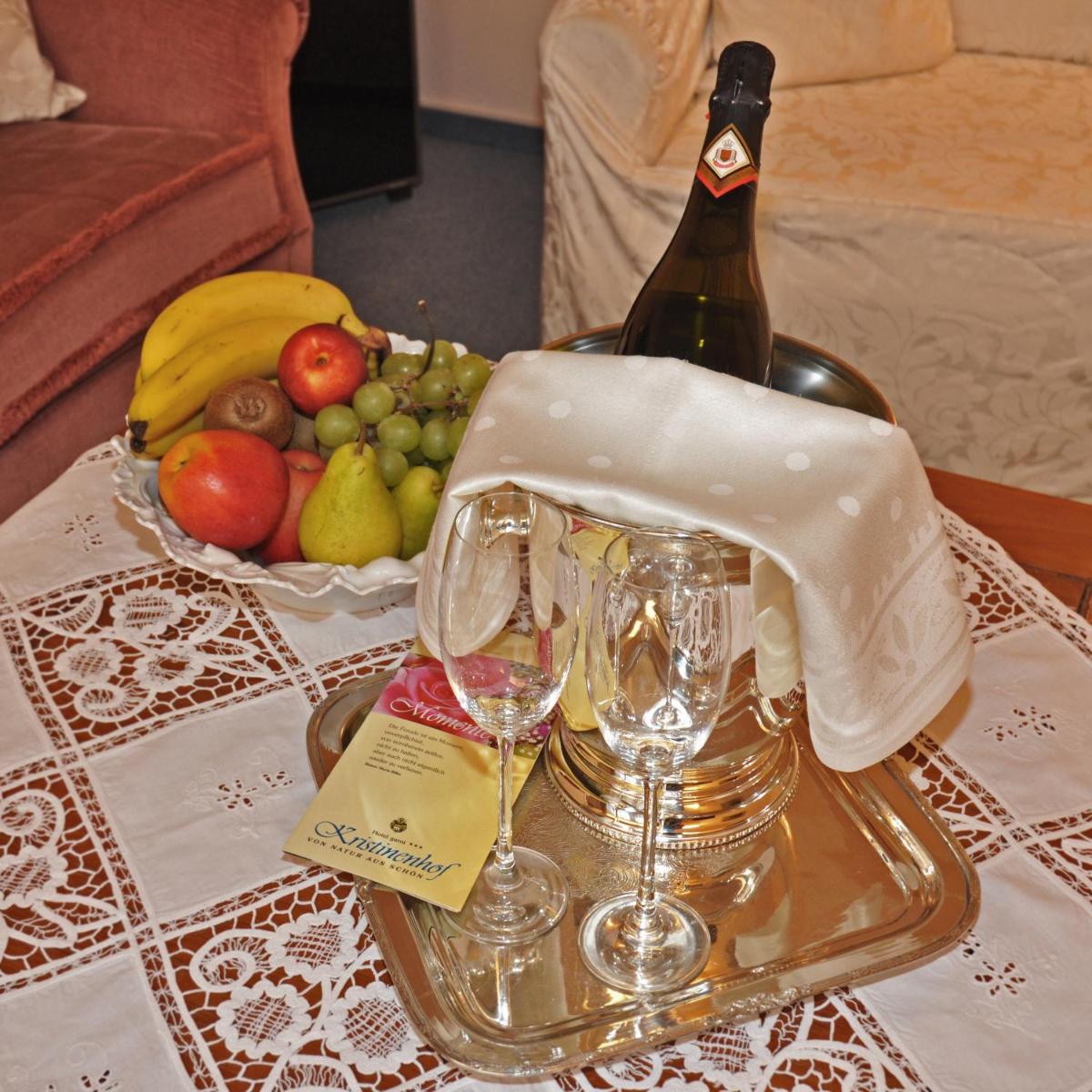 Hotel Garni Kristinenhof - Housity